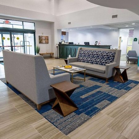 Wingate By Wyndham Lafayette Airport Hotel Exterior photo